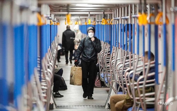 В России более 2500 случаев коронавируса за сутки