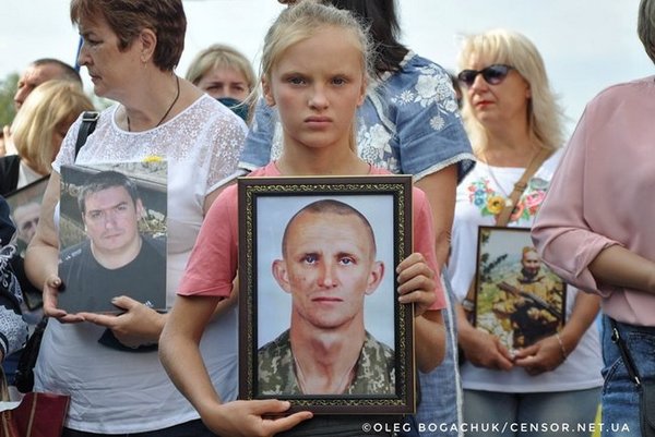 Новое поколение, которое растет в борьбе, будет знать, что свобода не бывает дарована, — Юрий Бутусов