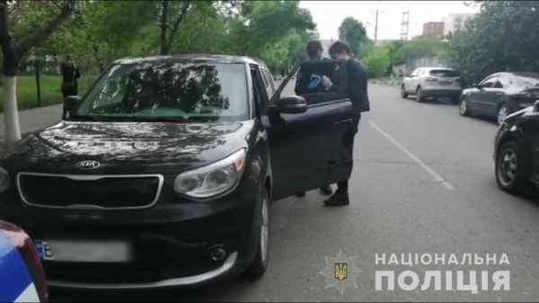В Одессе из-за конфликта на дороге произошла стрельба: ранены два человека. Видео