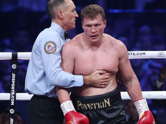 Повєткін оголосив про завершення кар'єри, але з нього вимагають 6,5 мільйони доларів