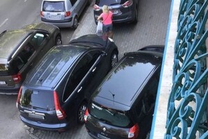 Штрафы не напугали: свежая фотоподборка наглых водителей в Одессе