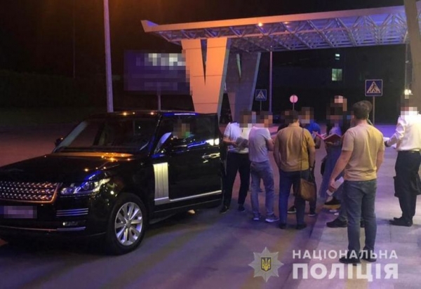 Главу Государственной продовольственно-зерновой корпорации задержали при попытке бегства из страны