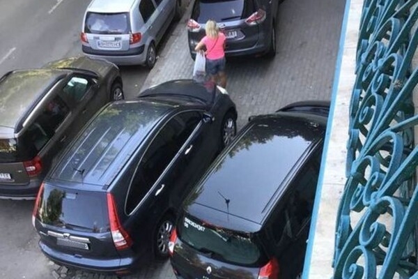 Штрафы не напугали: свежая фотоподборка наглых водителей в Одессе