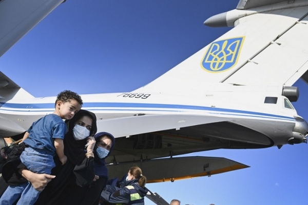 Самолёт ВСУ вывез из Афганистана 31 гражданина Украины и 52 иностранцев