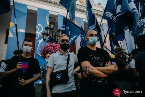 «Жить свободно, жить без страха»: как в Одессе прошел ЛГБТ-прайд. Фоторепортаж