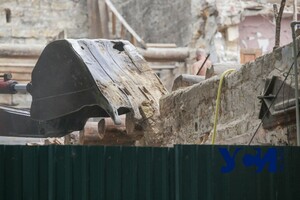 В центре Одессы снесли фасад типографии Фесенко: работы провели тайно
