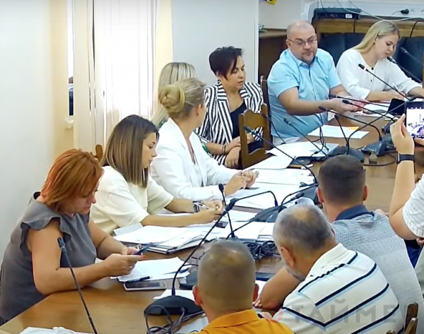 Строитель скандального «молодёжного» долгостроя на Бочарова тоже хочет там квартиру