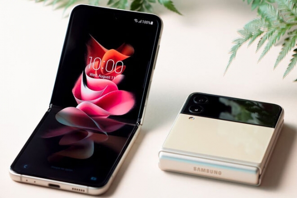 
Samsung отказывается чинить смартфоны по гарантии, если пользователи их роняют
