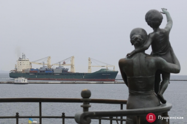 Служили Штатам, послужат и Украине: в Одессу прибыли американские патрульные катера