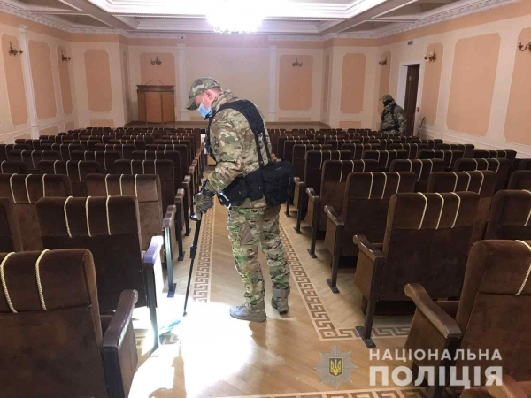 В Одессе аноним «заминировал» мэрию. Обновлено