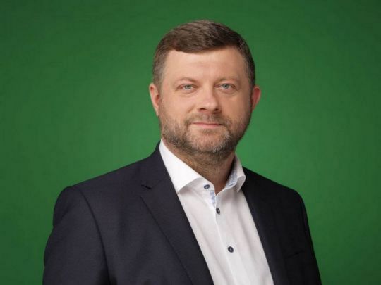 Корнієнко йде з посади голови партії «Слуга народу»: названо причину