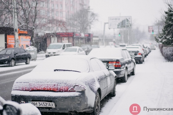 Час снега в Одессе: что мы увидели на Таирова и в центре. Фоторепортаж