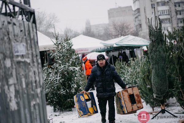 Час снега в Одессе: что мы увидели на Таирова и в центре. Фоторепортаж