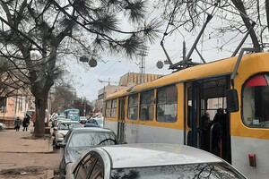 Короли дорог: свежая фотоподборка очень плохой парковки в Одессе