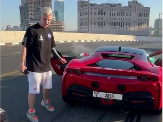 Український айтішник у Дубаї розбив суперкар Ferrari за мільйон доларів