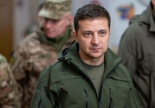 Зеленский внес на рассмотрение законопроект о продлении военного положения