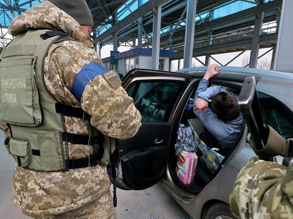 Мужчину в бейби-боксе обнаружили на молдавской границе