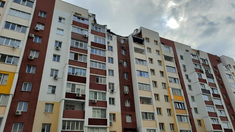 Нелюди путіна били вночі по Харкову: обстріляно лікарню та житловий сектор (відео)