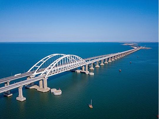 Тука розповів, з чого ЗСУ мають почати знищення Кримського мосту
