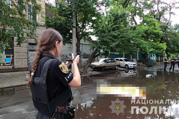 Убийство из-за долгов, инсценировка ограбления и суицид: в полиции рассказали, что произошло в Успенском переулке