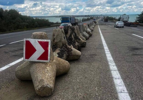 C дорог в Одесской области убирают ограничители, которые появились там из-за войны