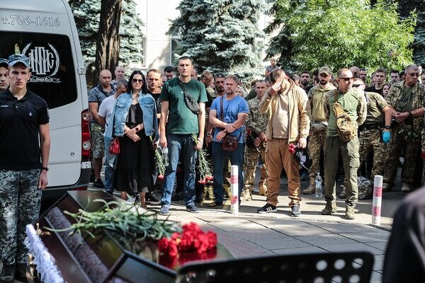 В Одессе и области простились с морскими пехотинцами, бойцом ТРО и зоозащитником, отдавшими жизни за Украину