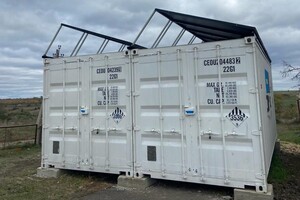 Работает на солнечных батареях: в медучреждении Одесской области установили словацкую блок-больницу 