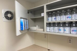 Работает на солнечных батареях: в медучреждении Одесской области установили словацкую блок-больницу 