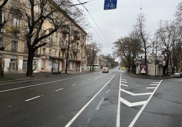 В центре Одессы появились велодорожка и дорожная разметка