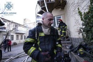 В Одессе горел мини-отель: есть пострадавший