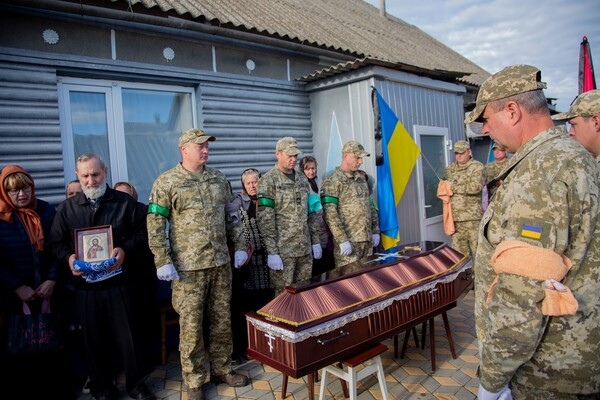 В Одесской области простились с погибшим на фронте в Луганской области пограничником 