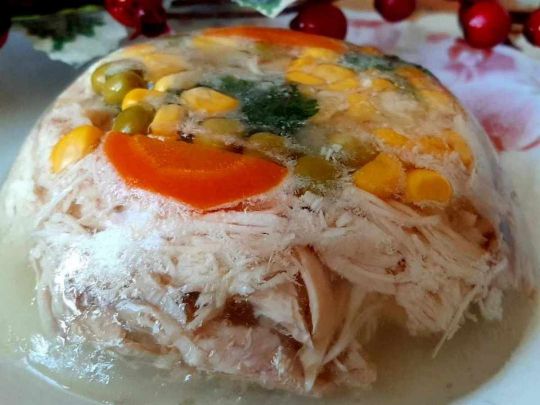 Домашній холодець з&nbsp;курки: обов&rsquo;язково приготуйте на&nbsp;Новий рік