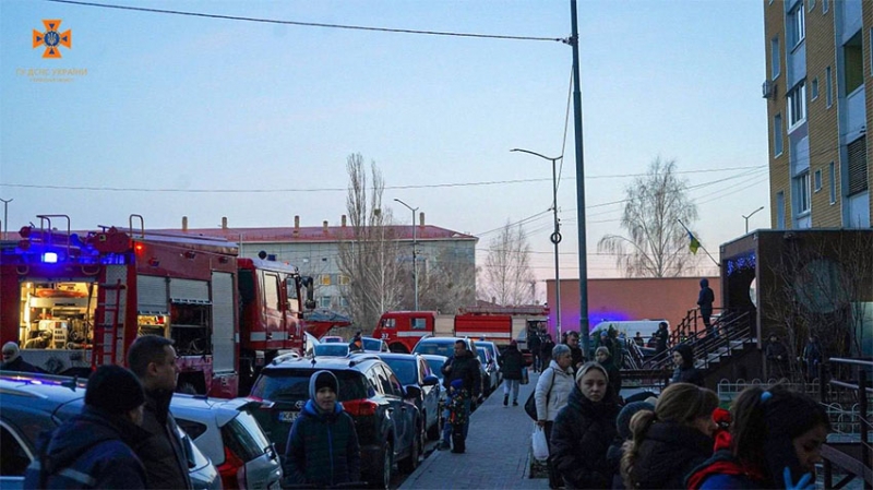«Винним» виявився повербанк: в багатоповерхівці під Києвом сталася пожежа