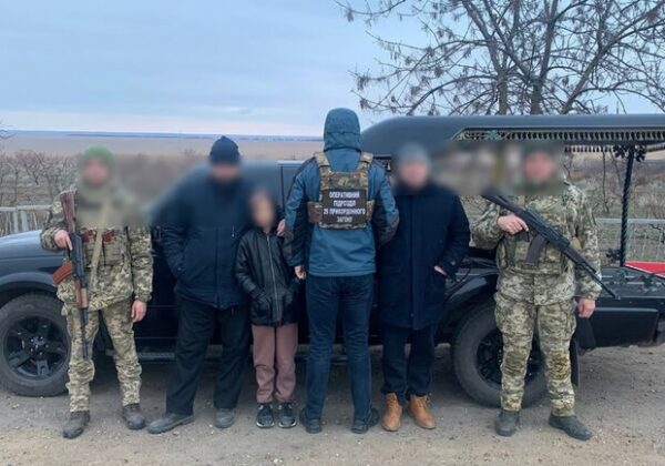 В Одесской области священник использовал катафалк и малолетнего ребенка, чтобы вывезти мужчину за границу В Одесской области священник использовал катафалк и малолетнего ребенка, чтобы вывезти мужчину за границу