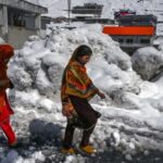 Страшный март: ледяной ужас обрушился на Пакистан, погубив десятки жизней и разрушив сотни домов