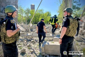 Россияне нанесли удар по гражданской инфраструктуре Одесского района: есть раненые (обновлено)