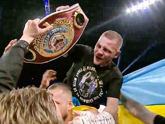 Слідом за Ломаченком та Усиком: Берінчик сенсаційно став чемпіоном світу (відео)