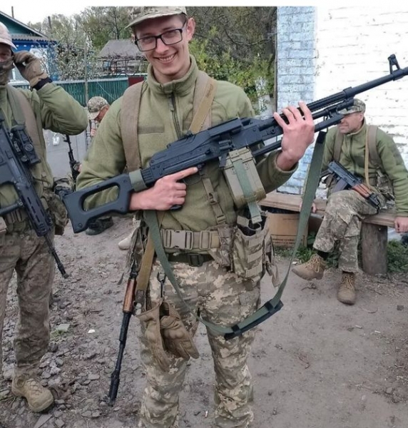 У Києві ветерана війни жорстоко побили через зачіску