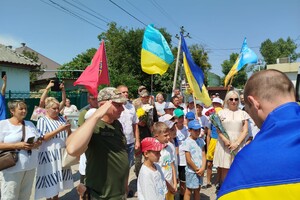 Более двух лет в плену: в Одесскую область вернулись четверо защитников Змеиного