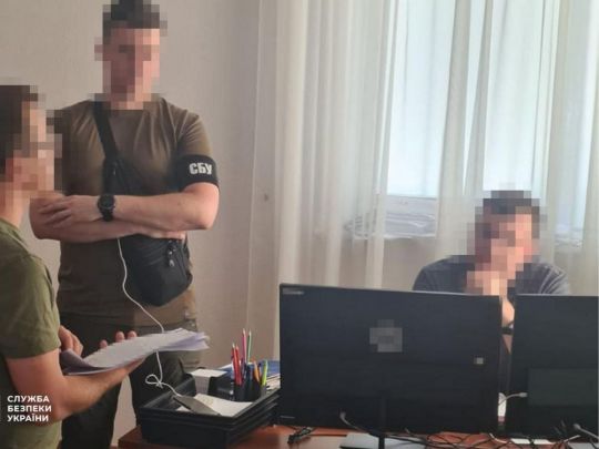 Один із керівників податкової служби Києва затриманий за побори з підприємців (фото)