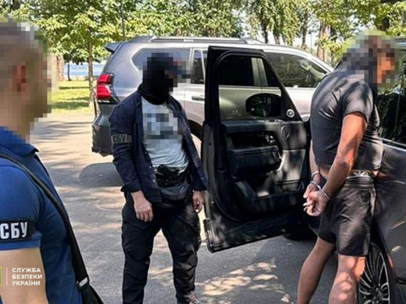 Один із керівників податкової служби Києва затриманий за побори з підприємців (фото)