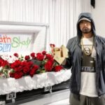 Триумфальное возвращение Эминема: «The Death of Slim Shady» покоряет чарты