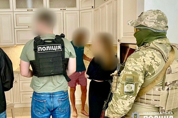 Женщина вербовала одесситок для сексуальной эксплуатации за границей