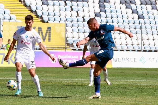 Футбол. &laquo;Чорноморець&raquo; - &laquo;Колос&raquo; - 1:0 (+огляд матчу та пресконференція)