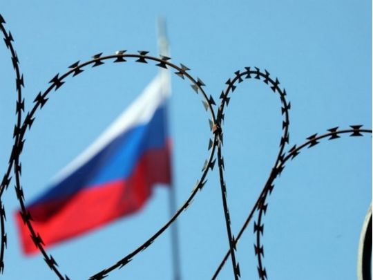 рф лише виграла від санкцій, — австрійський економіст