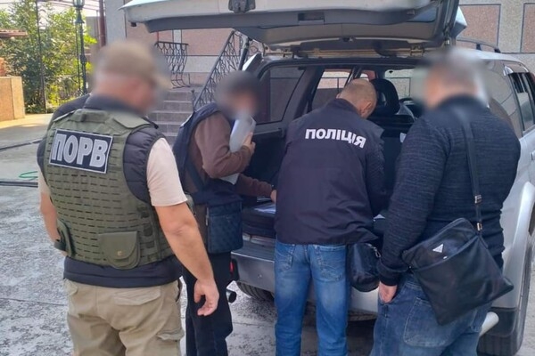 В Одесской области разоблачили схему выезда мужчин призывного возраста за границу