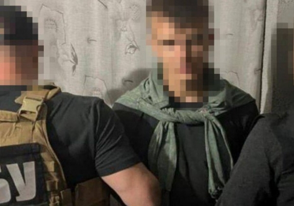 В Одессе и области подростки и молодой парень снова поджигали авто военных