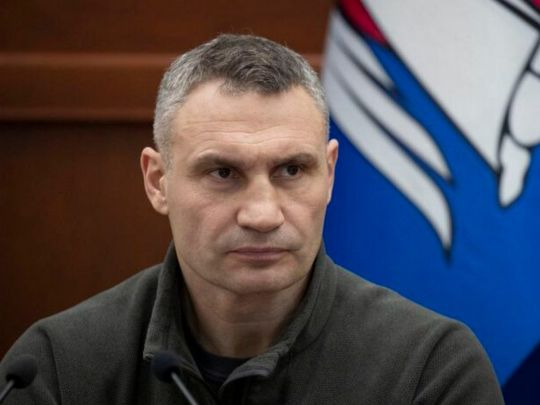«Не пошукати, а знайти!»: силовикам дали 29 постанов на обшуки в оточення Кличка, — експерт