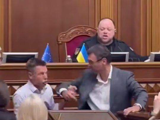 Сутичка в&nbsp;Раді: Гончаренко та&nbsp;Гетманцев влаштували бійку під час розгляду законопроєкту