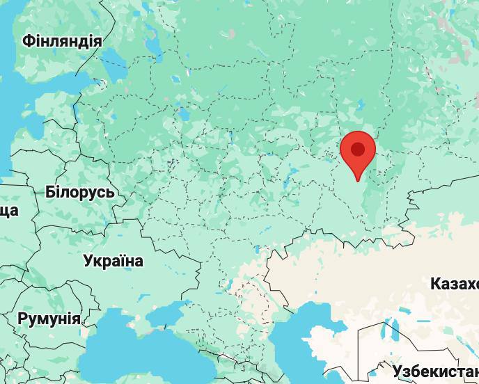 БпЛА вдарили по&nbsp;Ново-Уфимському НПЗ: почалася пожежа (фото, відео)